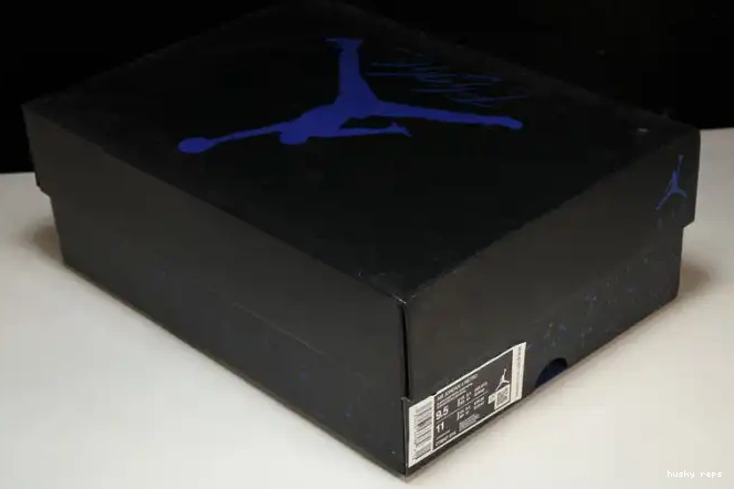 Cheap Husky Game Jordan 4 CT8527-018 Royal Black Retro 0517